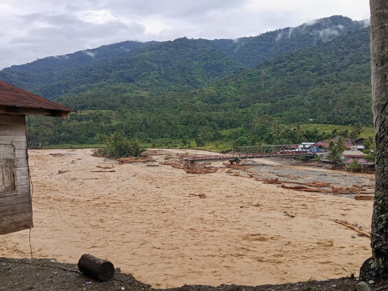 Ribuan Warga Mengungsi Akibat Banjir Bandang di Beutong Ateuh Banggalang