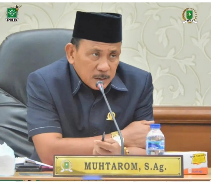 Anggota DPRD Riau Dukung Sikap Tegas Gubri Terkait Mutasi Nopol Truk Luar Riau
