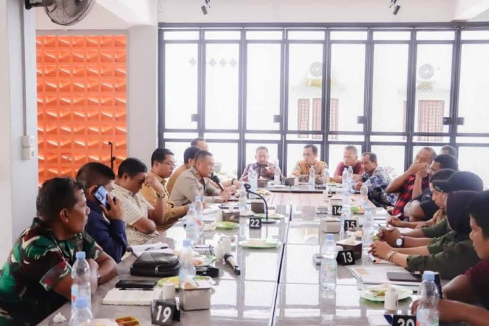 Pasca Bentrok Berdarah di Lahan Eks HGU Ivomas Sitaan Satgas PKH di Rohil, Kedua Belah Pihak Sepakat Berdamai