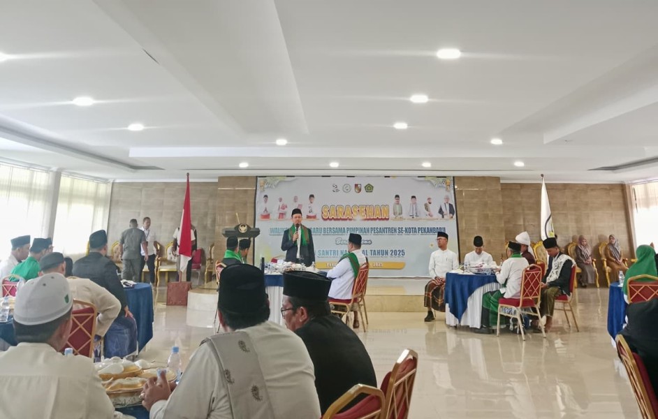 Pemko Pekanbaru Diminta Pastikan Santri Nikmati Program MBG