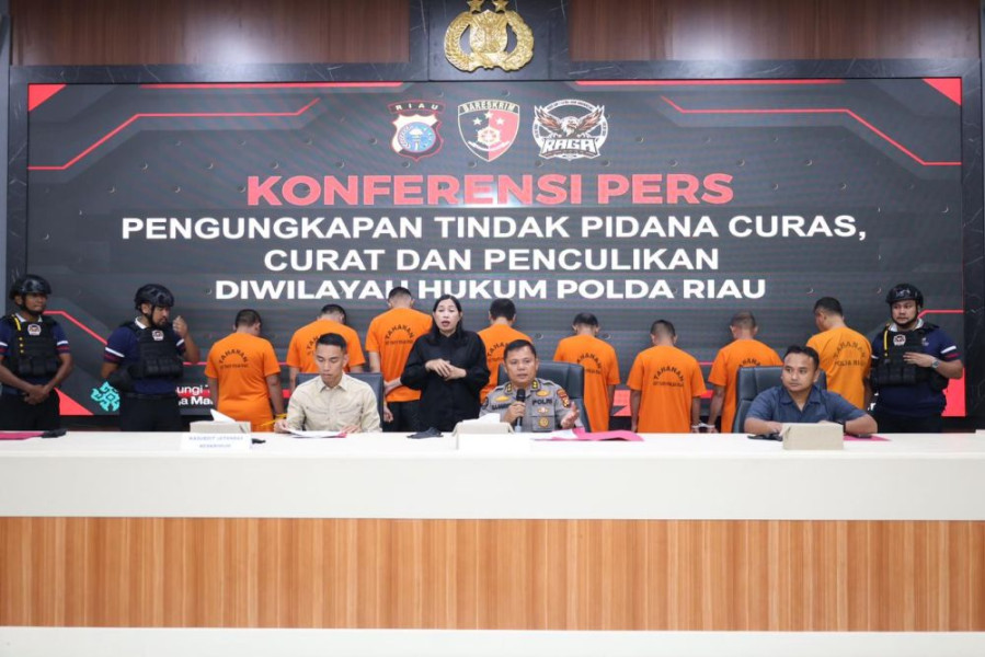 Polda Riau Bekuk Komplotan Pembobol Minimarket dan Pelaku Penculikan di Tol Pekanbaru-Dumai