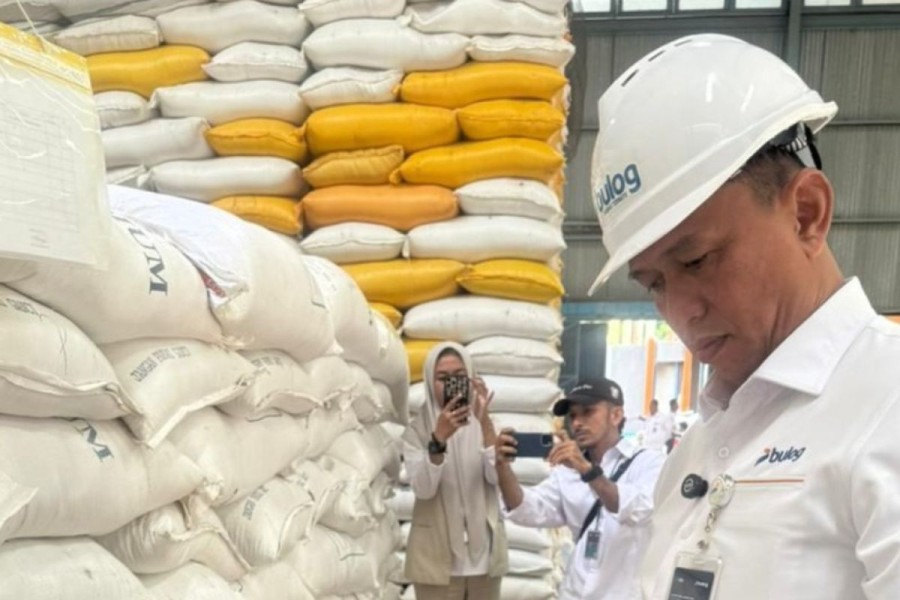 Pasok Program MBG, Bulog Genjot Penyaluran Beras SPHP dari Gudang