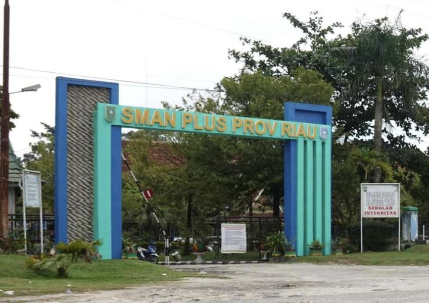 Siswa SMAN Plus Riau Sakit Massal, Dinas Kesehatan Ungkap Penyebabnya