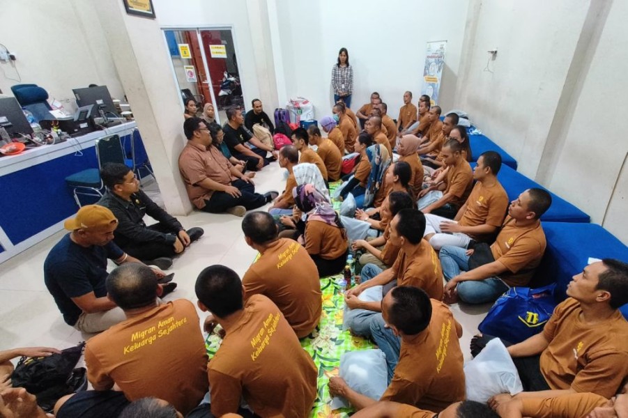 43 PMI Bermasalah Dideportasi Malaysia, Tiba di Dumai dan Ditangani BP3MI Riau