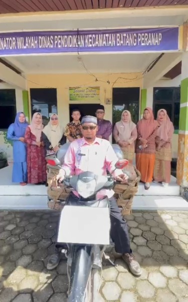 Korwil Pendidikan Batang Peranap Kirim Bantuan untuk Korban Bencana Alam