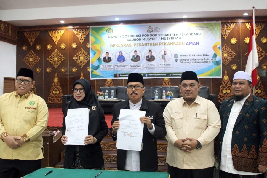Rakor Pesantren, Kemenag dan Ponpes se-Pekanbaru Deklarasikan Komitmen 'Pesantren Pekanbaru Aman'