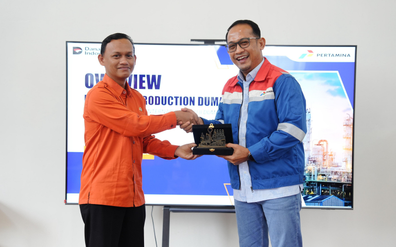 Kilang Pertamina Dumai Ajak Siswa SMKN 5 Belajar Proses Pengolahan Air di WTP Bukit Datuk