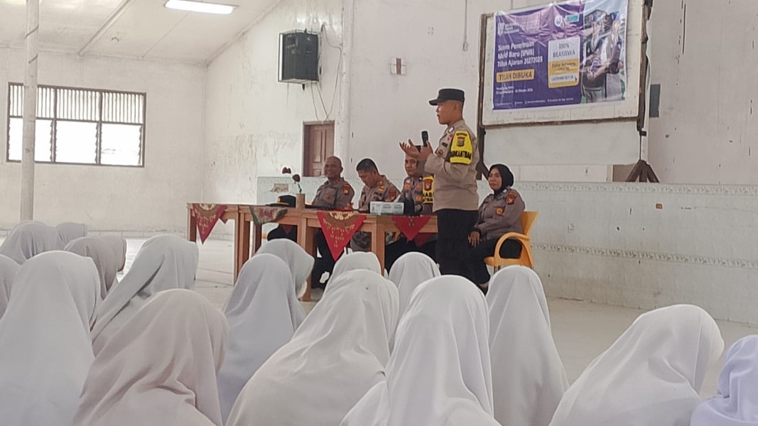 Police Goes to School, Polsek Minas Sosialisasikan Green Policing dan SPMB SMA Taruna Kemala Bhayangkara