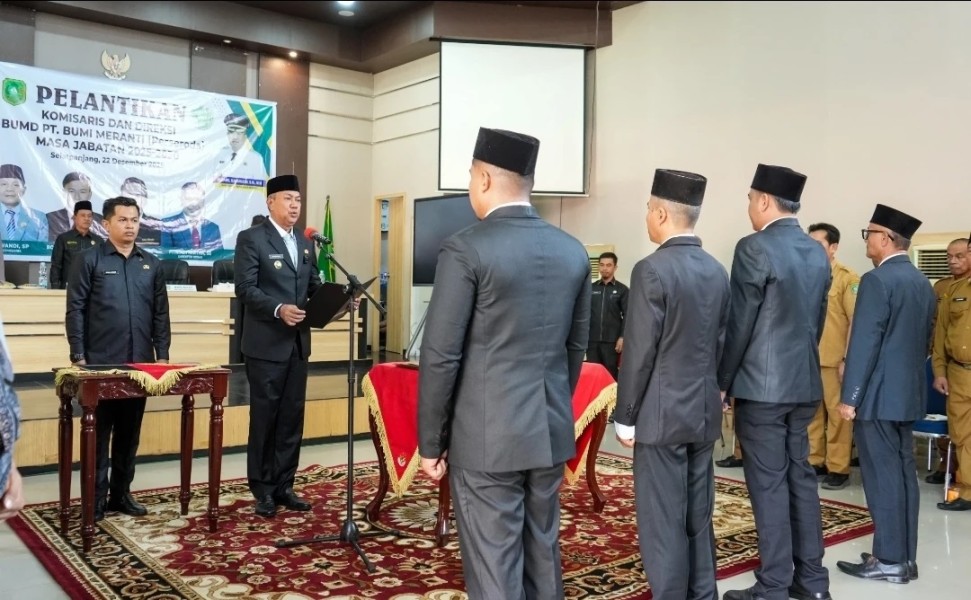 Wabup Meranti Lantik Komisaris dan Direksi PT Bumi Meranti Periode 2025–2030
