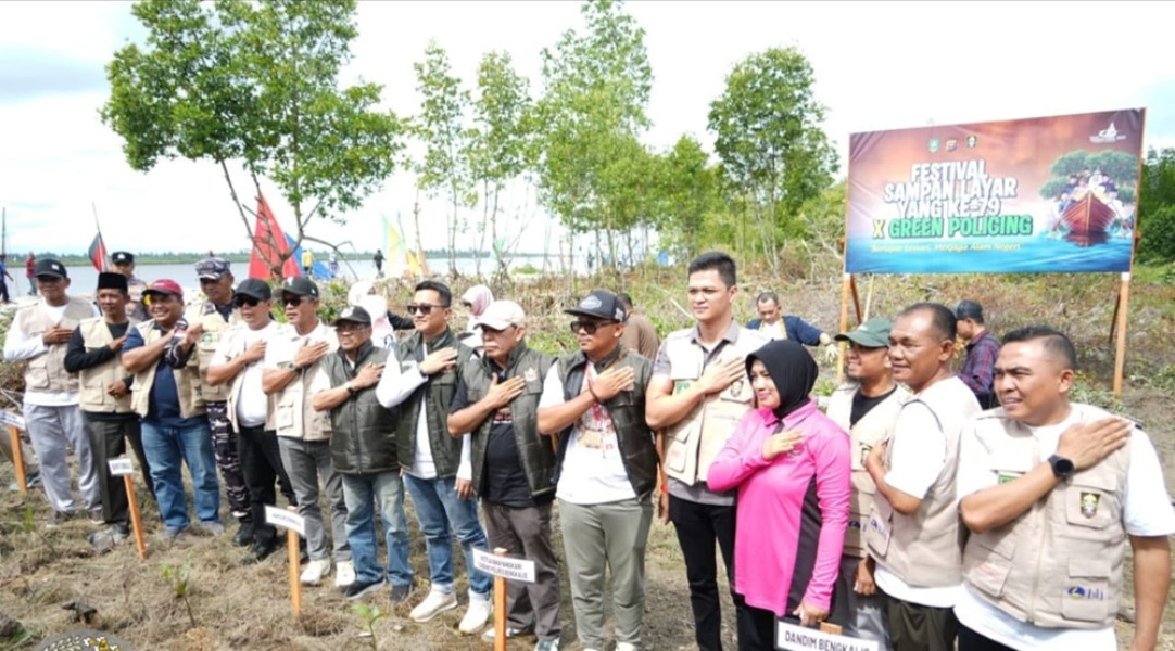 Warisan Budaya dan Kelestarian Pesisir,  Hendrik Pangaribuan Meriahkan Festival Sampan Layar ke-79
