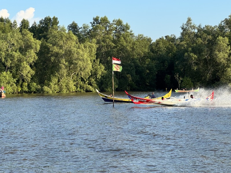 Muh Iqbal S Dorong Pacu Pompong Jadi Ikon Wisata Tahunan Inhil