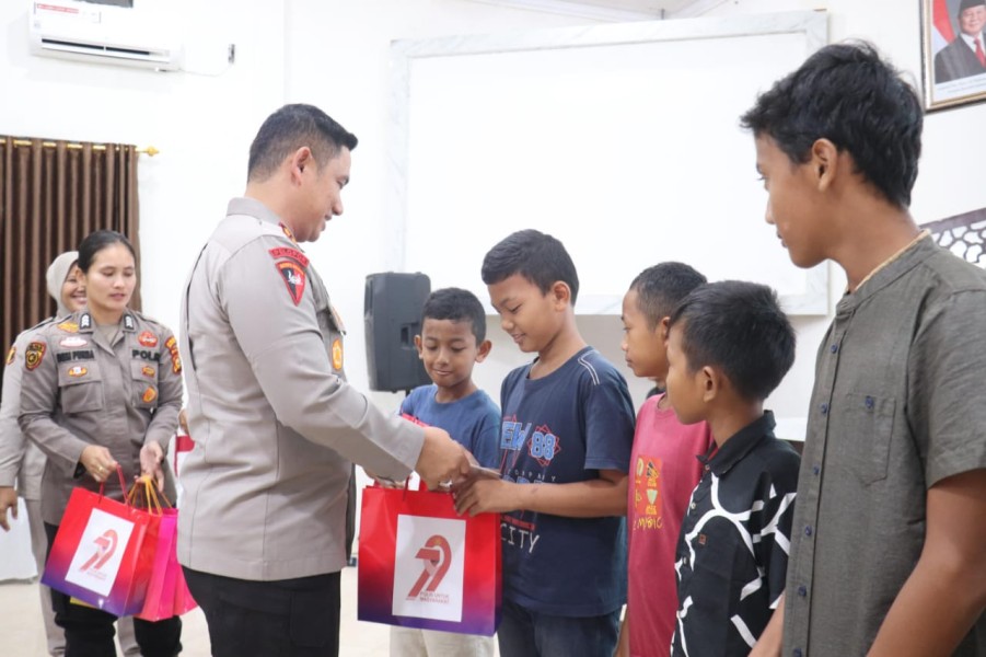 Polres Pelalawan Gelar Bakti Kesehatan Meriahkan HUT Bhayangkara ke-79: Dekatkan Diri dengan Masyarakat