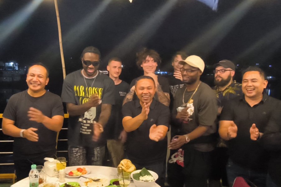 Dijamu Gubri di Restoran Khas Melayu, Melly Mike: Terima Kasih Riau
