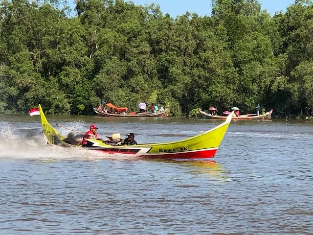 Laut Bergetar, Mesin Menderu! Pacu Pompong Inhil 2025 Siap Bikin Deg-degan