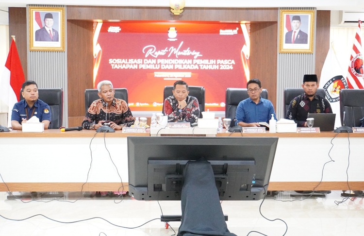 Pasca Pemilu dan Pilkada 2024, KPU Riau Gelar Rapat Monitoring Sosialisasi dan Pendidikan Pemilih