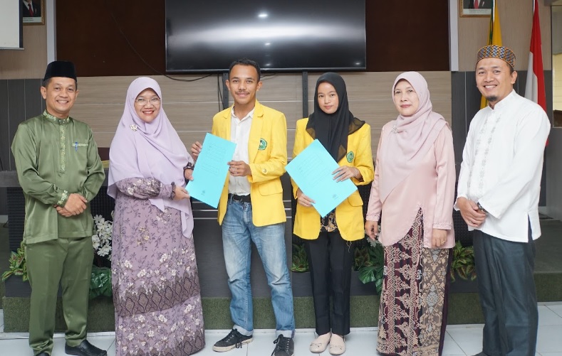 Tahun ke 9 Sisihkan Gaji, Dosen Unilak Beri Beasiswa Untuk Mahasiswa Tidak Mampu