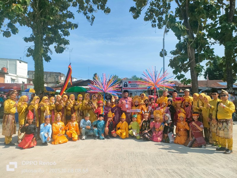 SDN 006 Pangkalan Kerinci Ikut Meriahkan Pawai Budaya HUT Pelalawan ke-26