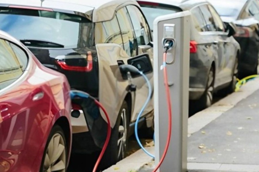 10 Kelebihan dan Kekurangan Mobil Listrik di Indonesia, Wajib Diketahui!