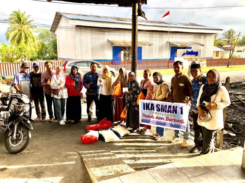 Bukan Sekadar Sembako, IKA SMAN 1 Bawa Harapan bagi Korban Kebakaran