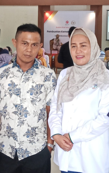 Dukung UMKM Tingkatkan Nilai Tambah Produk, Anggota DPR RI dan BRIN Beri Pelatihan Pengemasan di Rumbai