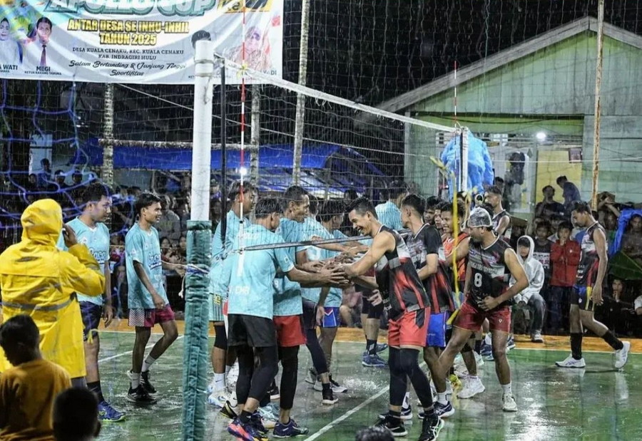 Ditutup Wabup Inhu, Desa Tambak Juarai Turnamen Volly Apollo Cup 2025