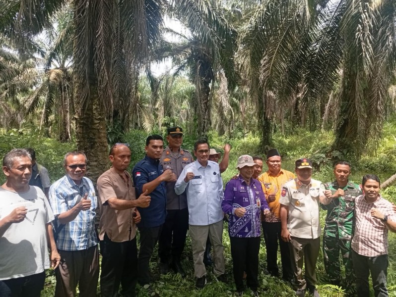 Pemkab Rohil dan Rohul Tinjau Batas Daerah di Sei Meranti, Berikan Kepastian Hukum bagi Warga