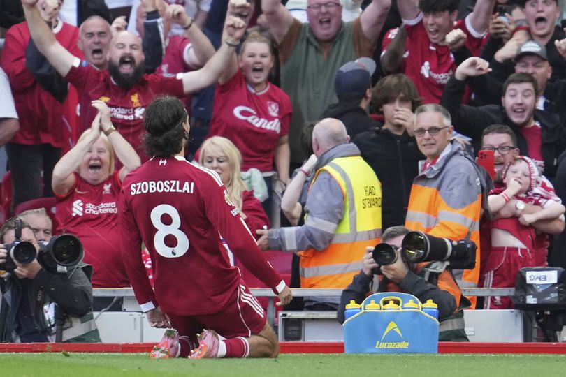 Liverpool vs Arsenal: Tendangan Bebas Szoboszlai Bungkam Meriam London di Anfield