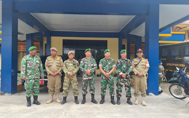 Babinsa Koramil 01 Dumai Gelar Patroli Harkamtibmas Jaga Kondusifitas Kota