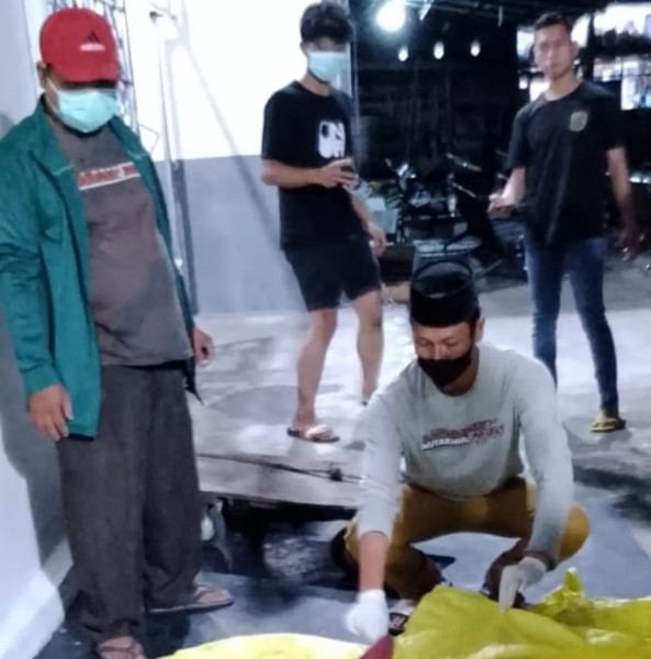 Nelayan Rohil Temukan 10 Mayat Diduga Korban Banjir Sumatera di Perairan Panipahan