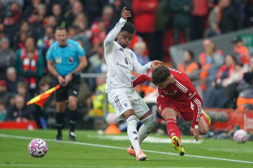 Setan Merah Bungkam Anfield, Liverpool Terpuruk Lagi