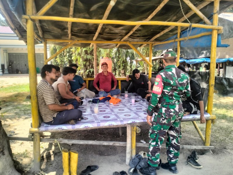 Koptu Salomo Sembiring Sosialisasikan Bahaya Narkoba kepada Masyarakat Minas Jaya