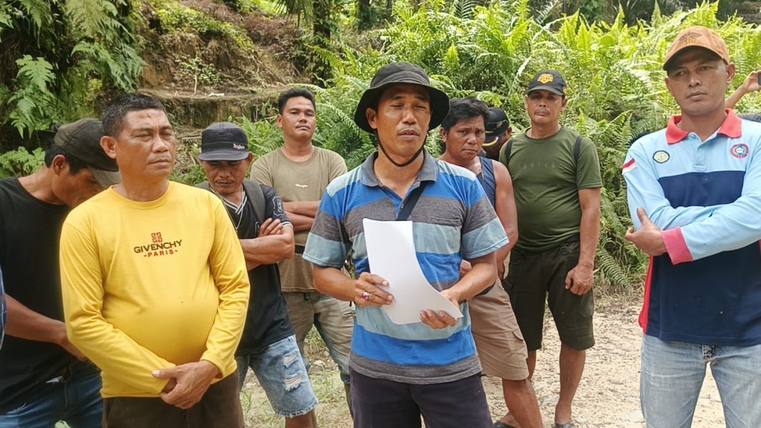PT SML Diduga Langgar Kesepakatan, Ratusan Warga Bandar Padang Sweeping Lahan di Luar HGU