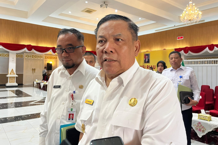 Bea Cukai Bongkar Gudang Rokok Ilegal, Plt Gubri Ingin Riau Bersih dari Aktivitas Ilegal