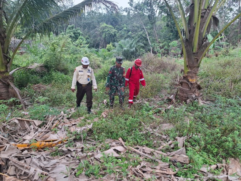 Koptu L. Sigalingging Gelar Patroli Karhutla di Kuala Gasib, Titik Api Nihil