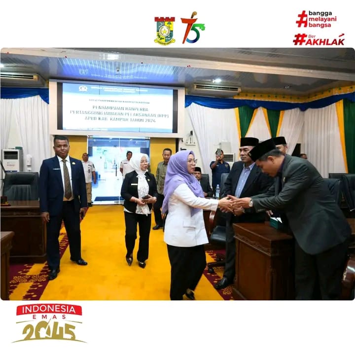 Bupati Kampar Hadiri Rapat Paripurna DPRD Kabupaten Kampar Dalam Rangka Penyampaian Ranperda Pertanggung Jawaban Pelaksanaan APBD Tahun 2024