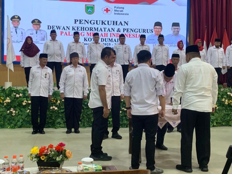 Humas dan TJSL PT Pelindo Dumai Mufthi Rakhman Hadiri Pelantikan PMI