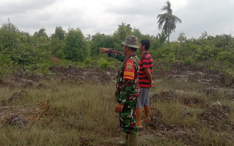 Babinsa Basilam Baru Patroli Karlahut