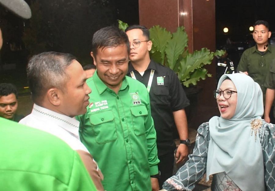 Bupati dan Wakil Bupati Kampar Hadiri Pelantikan LKP PKB Riau