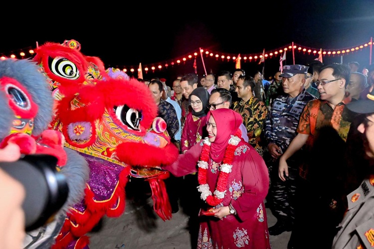 Hadiri HUT Vihara Cin Bu Kiong di Desa Titi Akar, Bupati Bengkalis Tegaskan Komitmen Jaga Harmonisasi Perbedaan