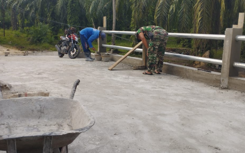 Jembatan Armco di Lubuk Gaung Dibangun, Ratusan Warga Segera Nikmati Akses Penghubung