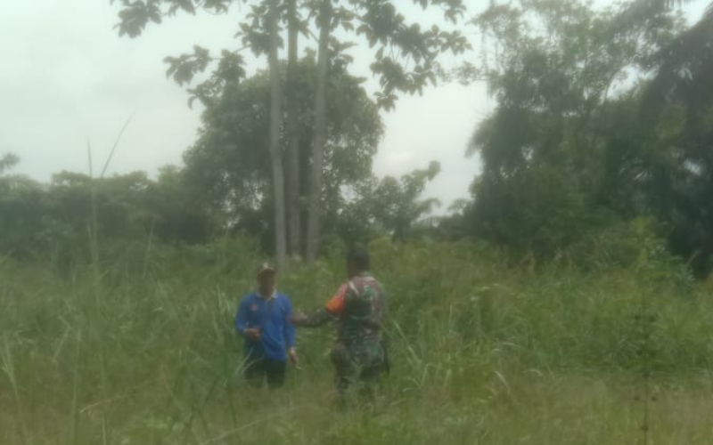 Patroli Karhutla Rutin Dilakukan Babinsa Lubuk Gaung