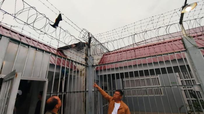 Polisi dan TNI Sisir Pelabuhan dan Rawa Buru Tahanan Terpidana Mati Kabur di Siak