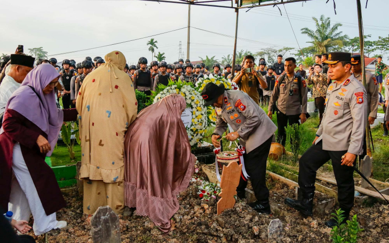 Polda Riau Berduka Atas Wafatnya Brigadir Dedi Handoko