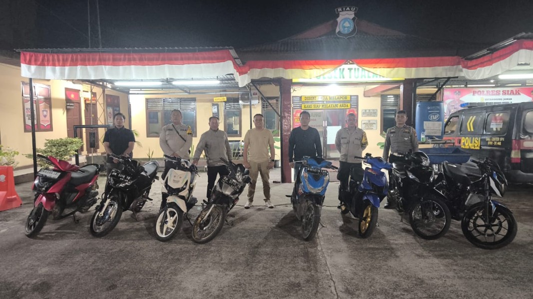 Polsek Tualang Tindak Tegas Balap Liar, 8 Motor Diamankan di Jalan Raya Km 7 Perawang