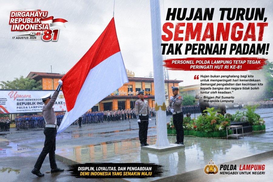 Hujan Deras Tak Goyahkan Barisan Personel Polda Lampung Saat Upacara HUT RI ke-81