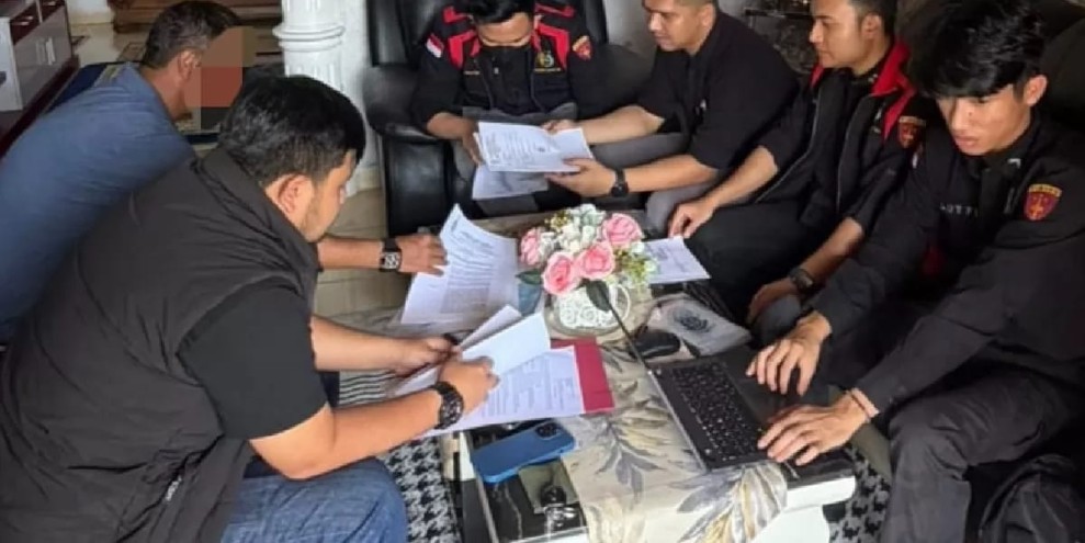 Kejari Siak Geledah Kantor UKPBJ dan Rumah Eks Kabag ULP Terkait Dugaan Gratifikasi