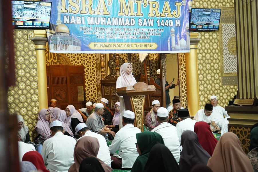 Wabup Inhil Hadiri Peringatan Isra Mi’raj di Tanah Merah