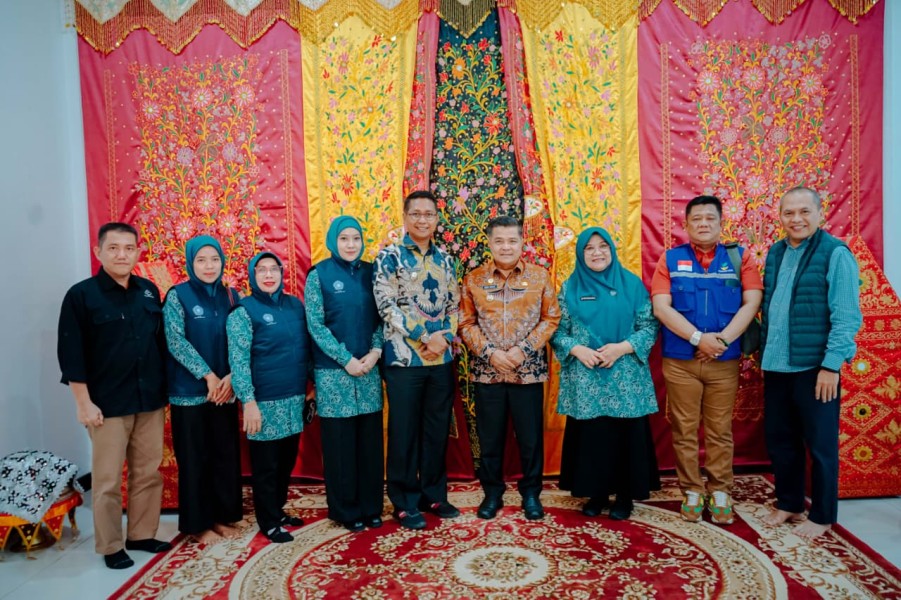 Bantah Isu Pelesiran Pakai Fasilitas Negara, Wabup Rohil: Dana Pribadi Hasil Kebun