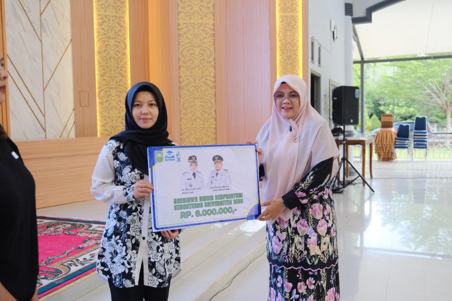 Bupati Siak Afni Berencana Menambah Penerima Beasiswa Tahun 2026