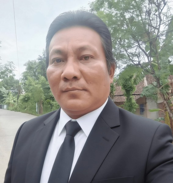 Gundah dalam Keheningan Malam